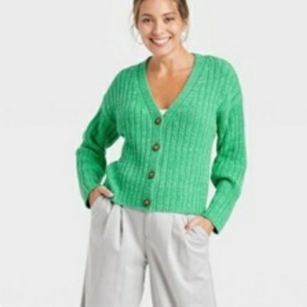 Ribbed Cardigan Sweater